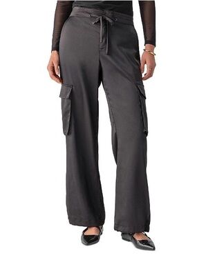 Sanctuary black satin  Wide-Leg Cargo Pants Sz 25